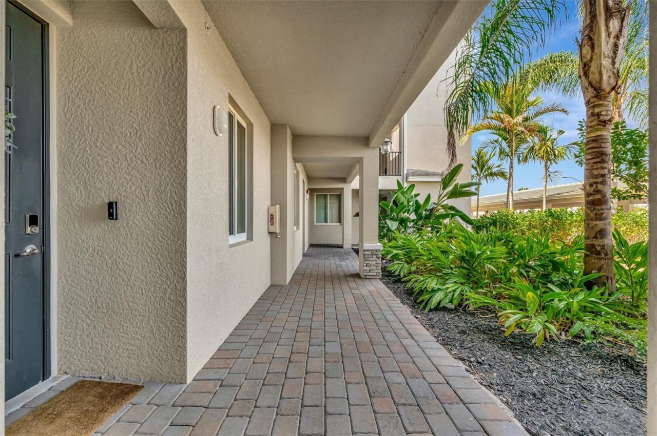 850 Tidewater Shores Loop, Unit 105, Bradenton, FL 34208 Photo