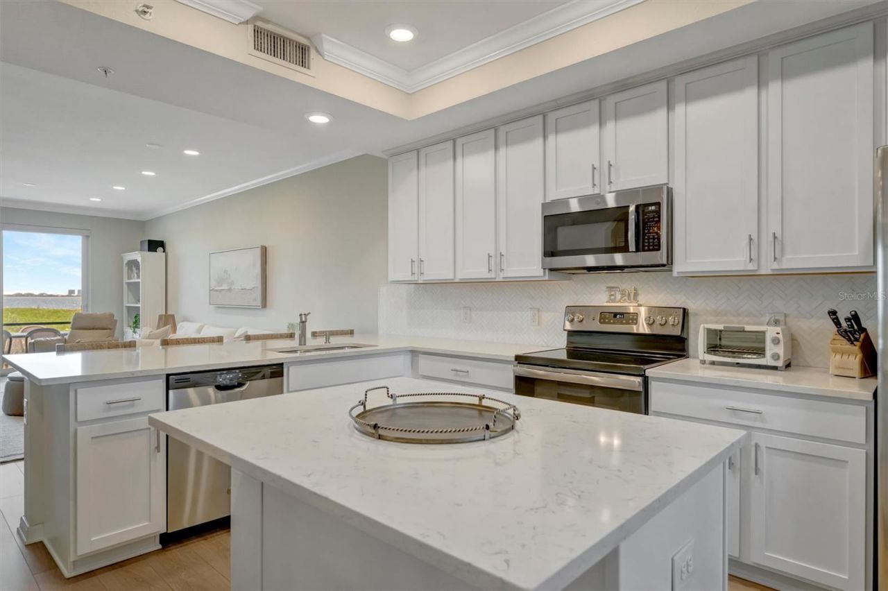 850 Tidewater Shores Loop, Unit 105, Bradenton, FL 34208 Photo