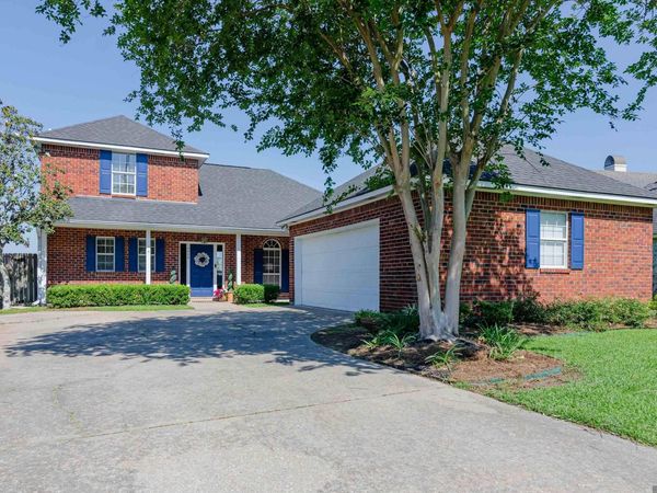 18424 Lakehaven Ct, Baton Rouge, LA 70817
