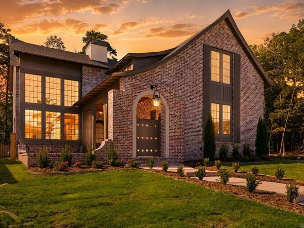 48 Orle Circle , Little Rock, AR 72223