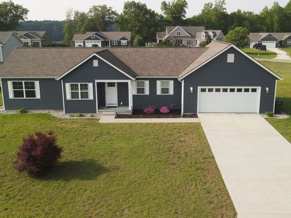 3290 Signal Point Drive, Allegan, MI 49010