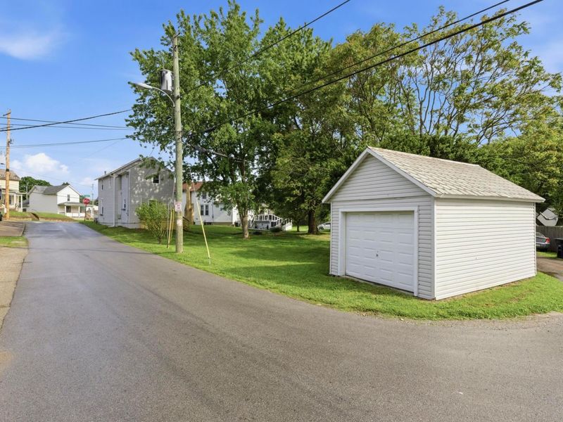1062 S Broad Street , Lancaster, OH 43130 Photo 21