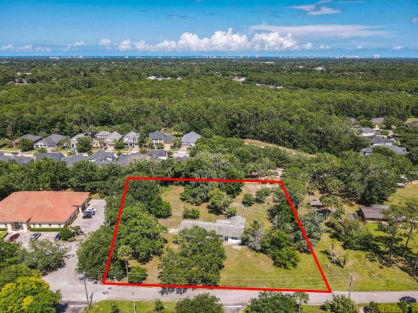 10 Mirror Lake Dr, Ormond Beach, FL 32174
