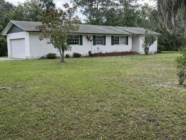 10 Mirror Lake Dr, Ormond Beach, FL 32174