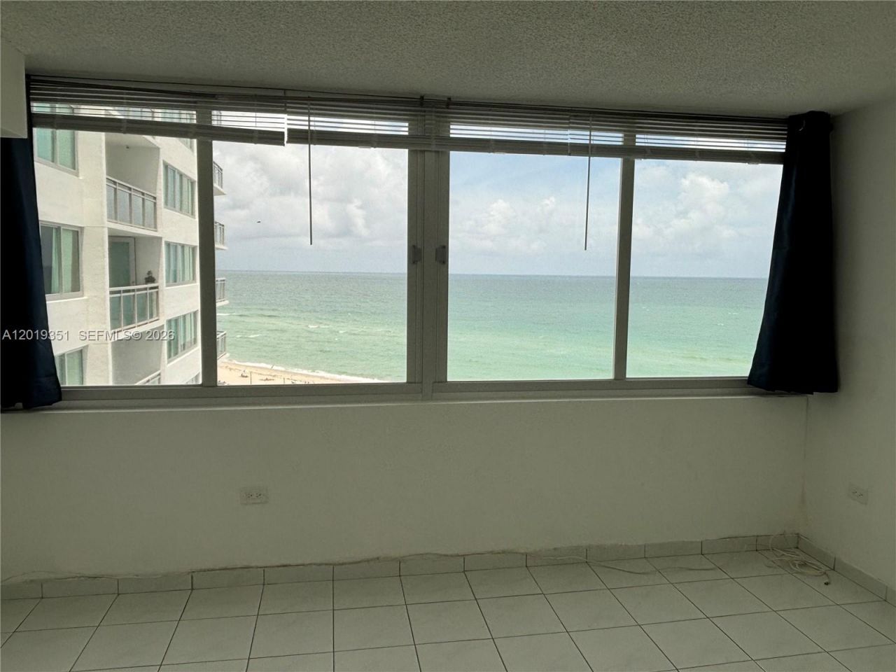 7135 Collins Ave , Unit 912, Miami Beach, FL 33141 Photo