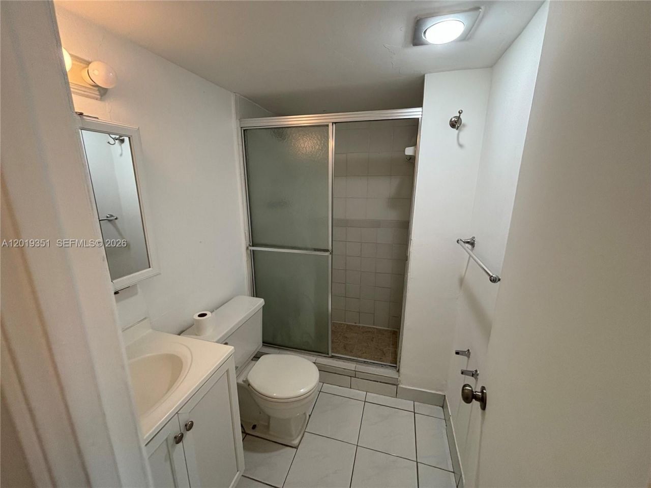 7135 Collins Ave , Unit 912, Miami Beach, FL 33141 Photo