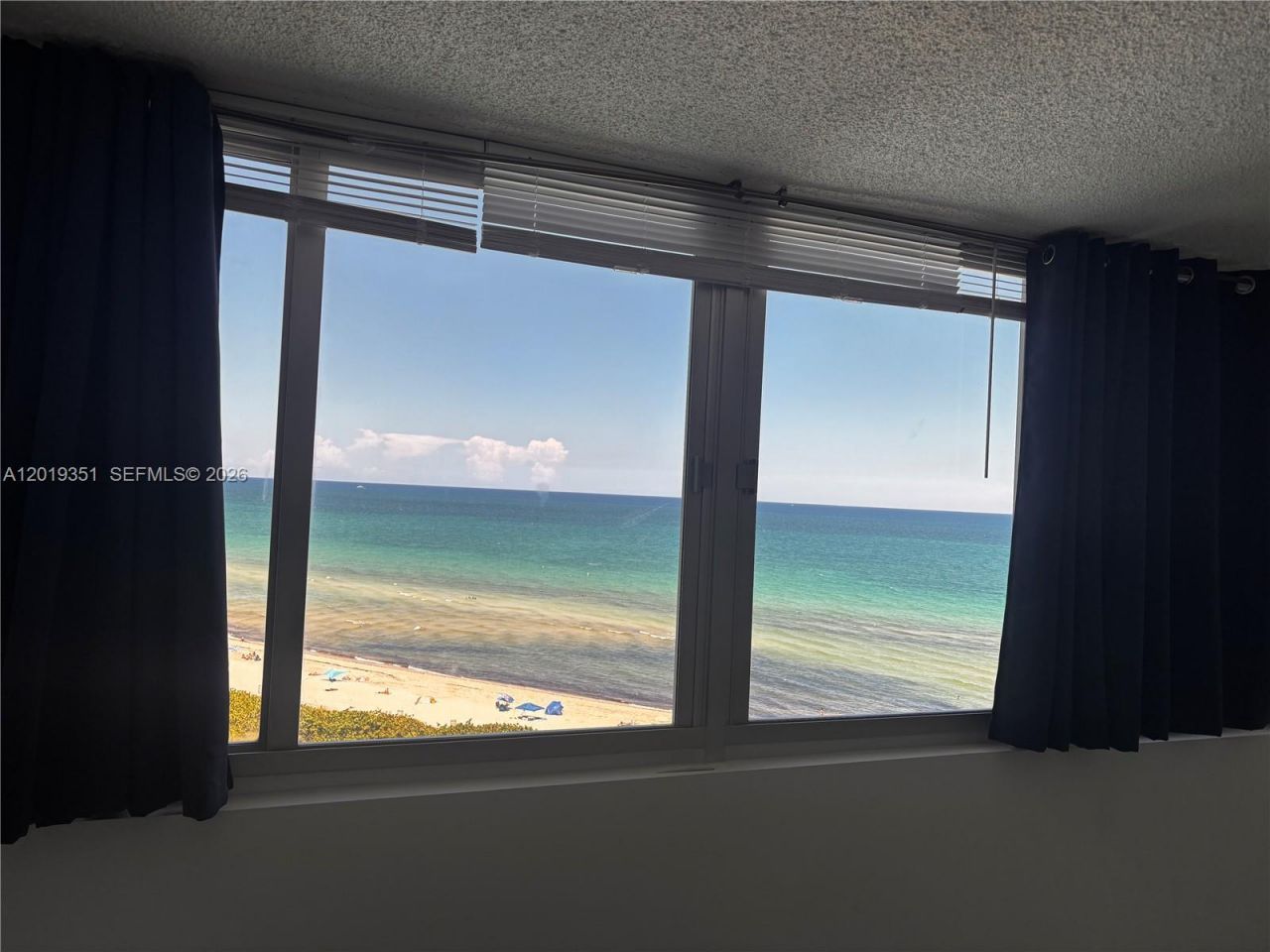 7135 Collins Ave , Unit 912, Miami Beach, FL 33141 Photo