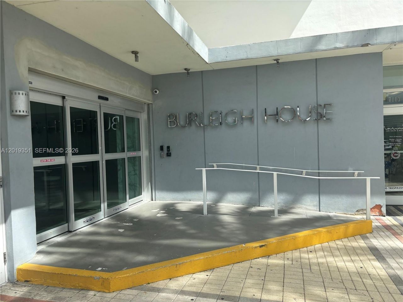 7135 Collins Ave , Unit 912, Miami Beach, FL 33141 Photo