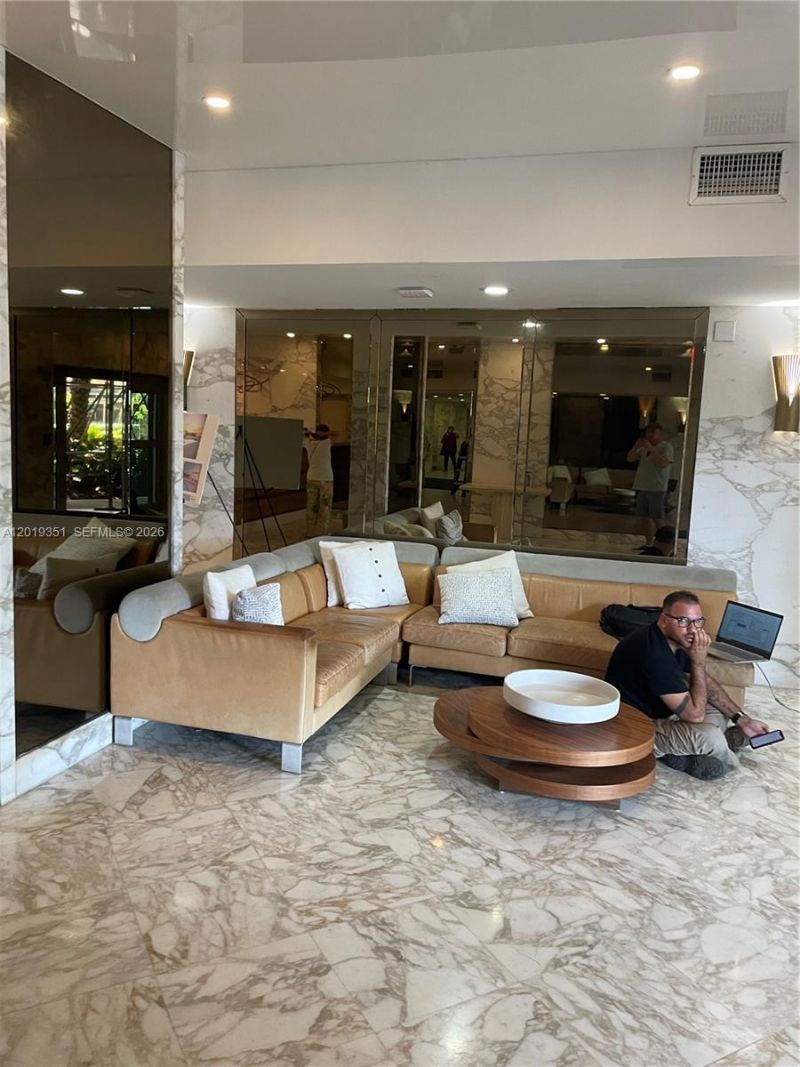 7135 Collins Ave , Unit 912, Miami Beach, FL 33141 Photo