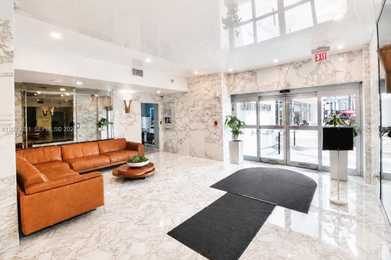 7135 Collins Ave , Unit 912, Miami Beach, FL 33141 Photo