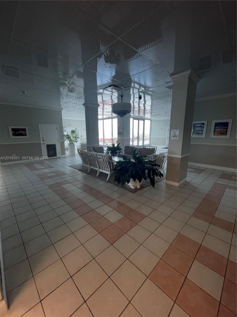 7135 Collins Ave , Unit 912, Miami Beach, FL 33141 Photo