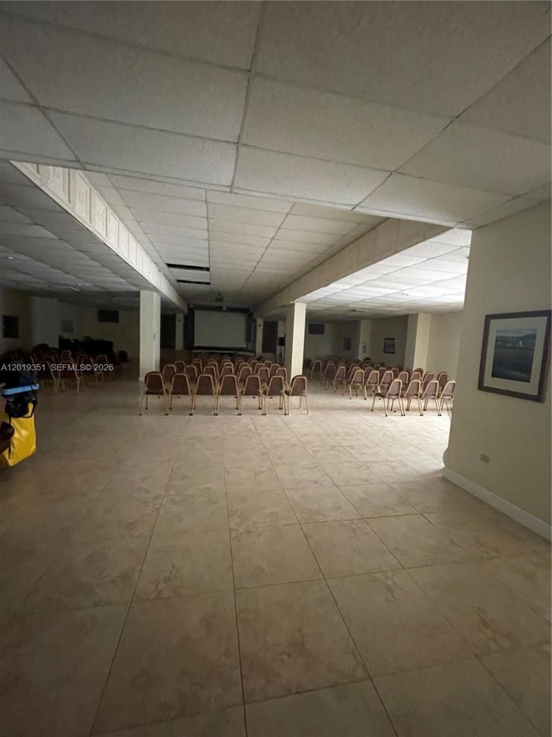 7135 Collins Ave , Unit 912, Miami Beach, FL 33141 Photo