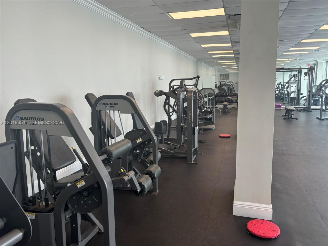 7135 Collins Ave , Unit 912, Miami Beach, FL 33141 Photo