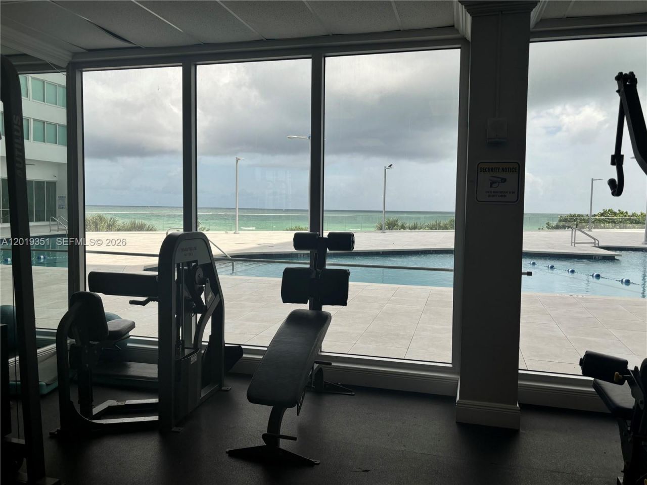 7135 Collins Ave , Unit 912, Miami Beach, FL 33141 Photo
