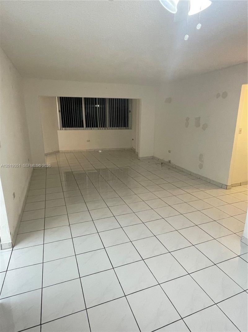 7135 Collins Ave , Unit 912, Miami Beach, FL 33141 Photo