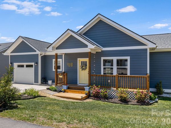 215 Oak Meadow Lane , Asheville, NC 28804