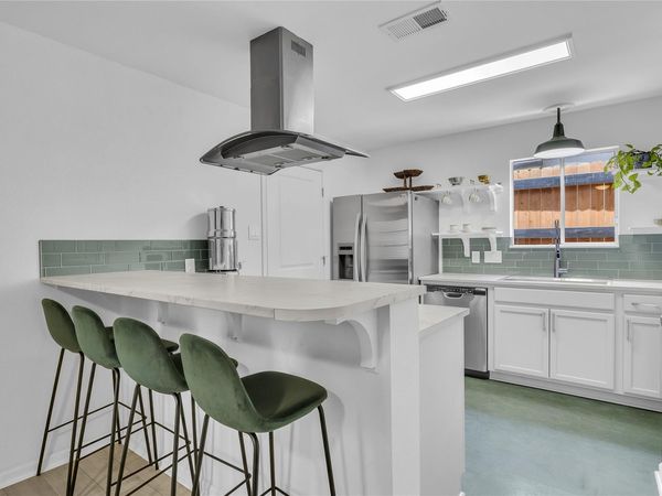 9831 Briar Ridge DR, Austin, TX 78748