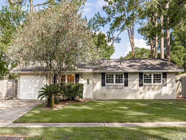 775 Dentation Dr, Baton Rouge, LA 70808