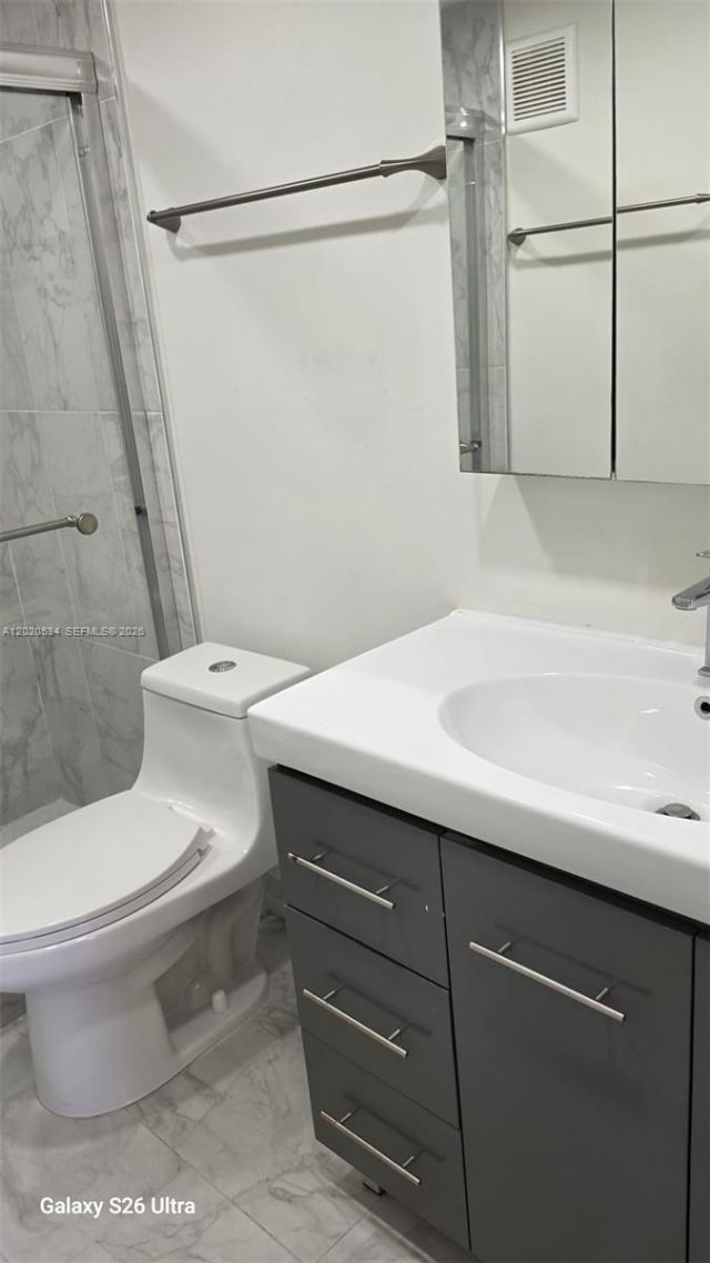 8107 SW 72nd Ave , Unit 423E, Miami, FL 33143 Photo