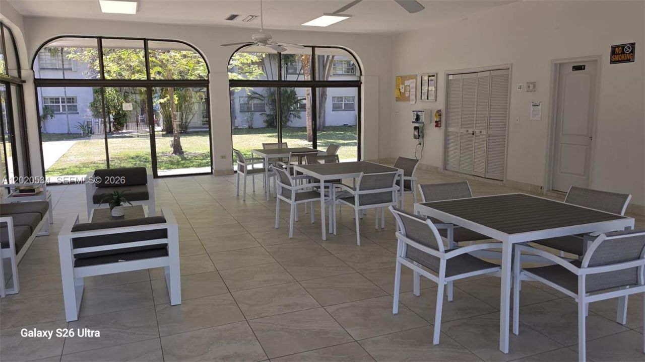 8107 SW 72nd Ave , Unit 423E, Miami, FL 33143 Photo