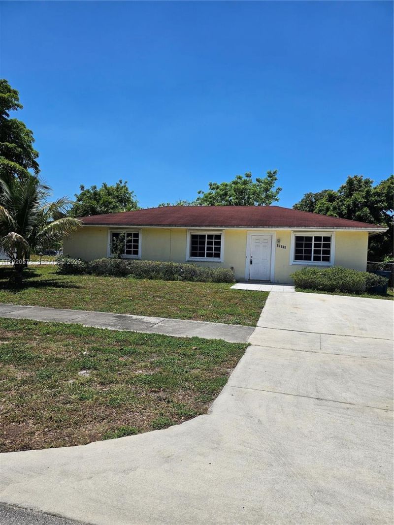 15700 NW 37th Pl , Miami Gardens, FL 33054 Photo