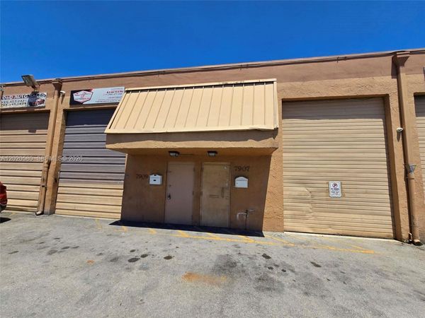 7909 NW 64th St, Unit 7909, Medley, FL 33166