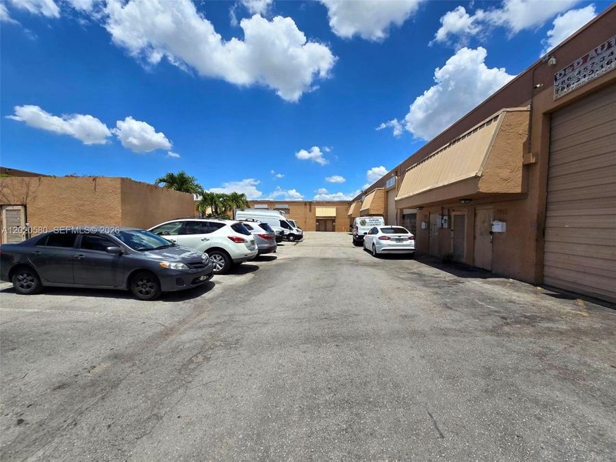 Property Image 11