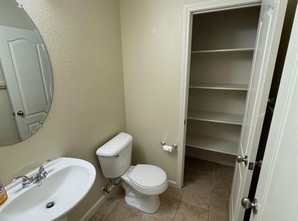 17359 Stone Celler Way, Lathrop, CA 95330 Photo