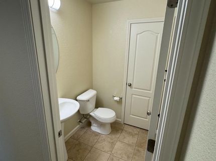 17359 Stone Celler Way, Lathrop, CA 95330 Photo