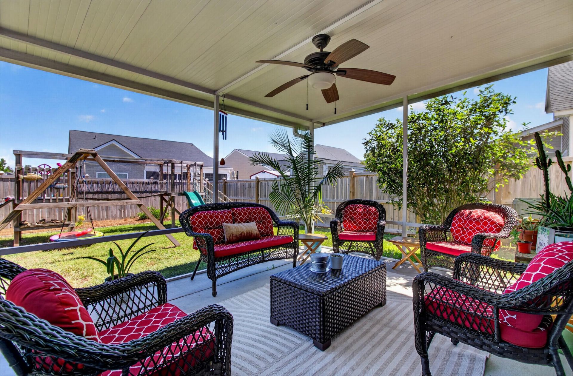 1204 Briar Rose Lane Photo 24