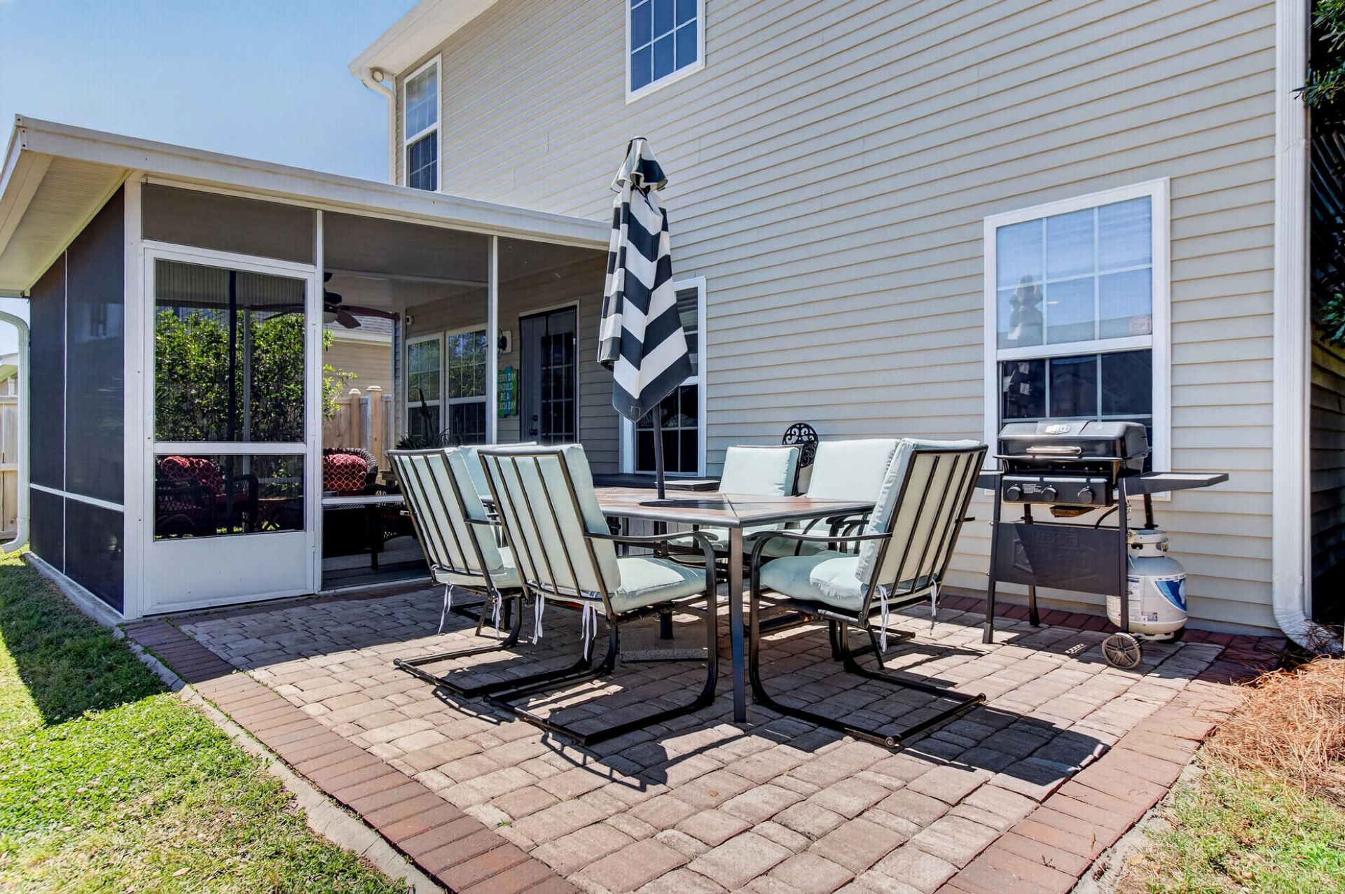 1204 Briar Rose Lane Photo 27