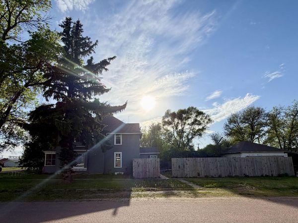 202 W 1st Ave, Mount Vernon, SD 57363