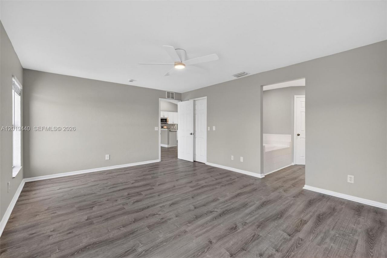 409 NE 25th Ter, Cape Coral, FL 33909 Photo