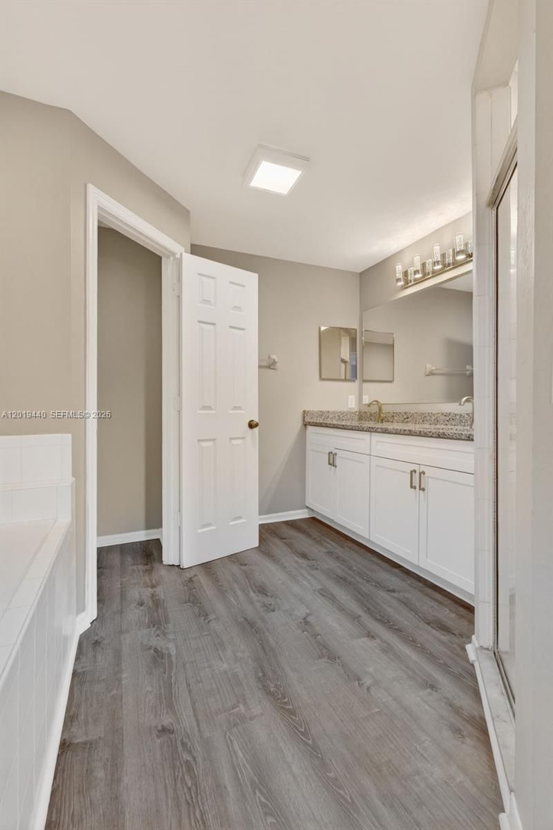 409 NE 25th Ter, Cape Coral, FL 33909 Photo