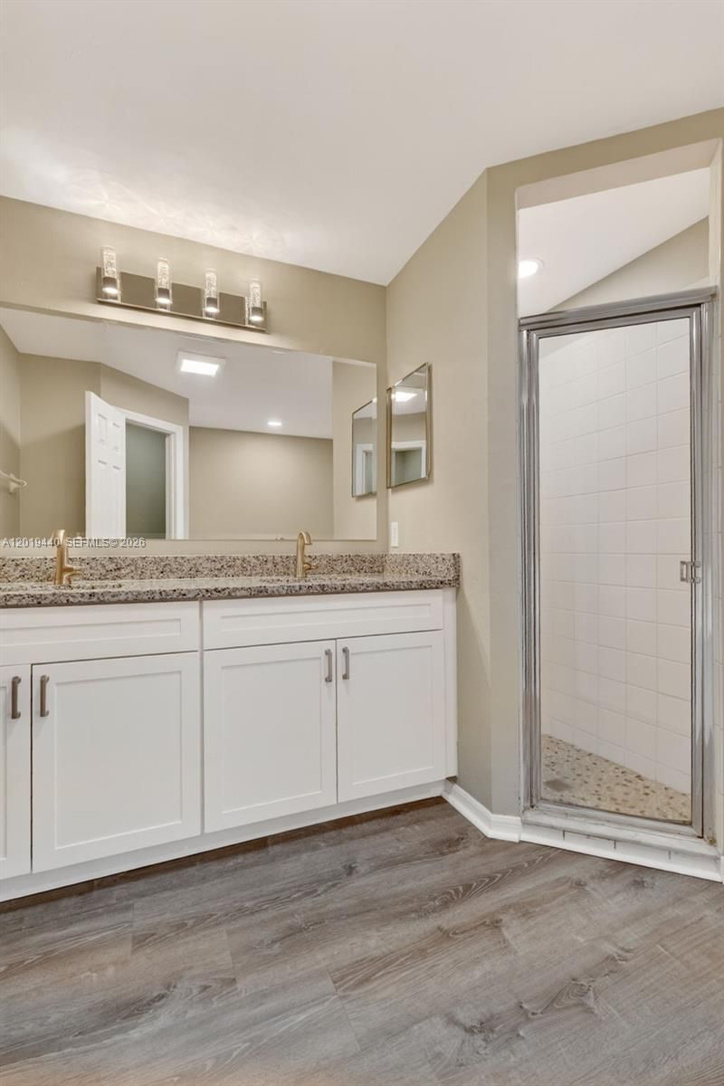 409 NE 25th Ter, Cape Coral, FL 33909 Photo