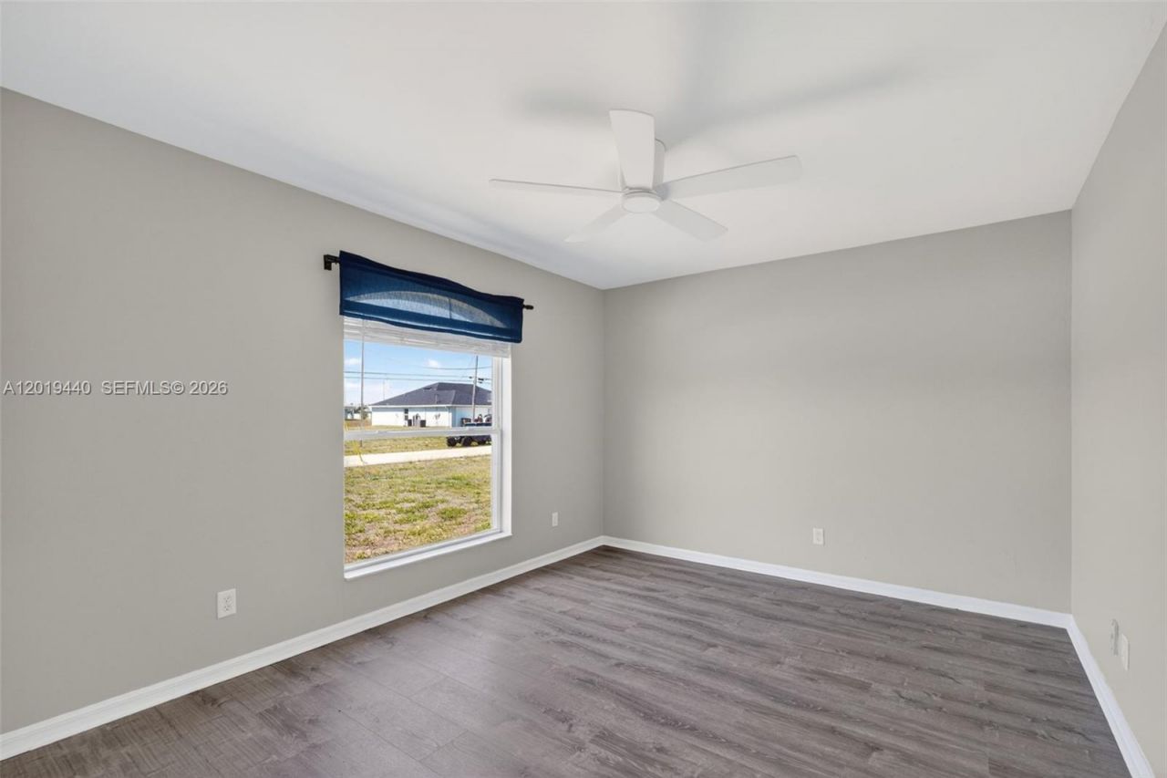 409 NE 25th Ter, Cape Coral, FL 33909 Photo