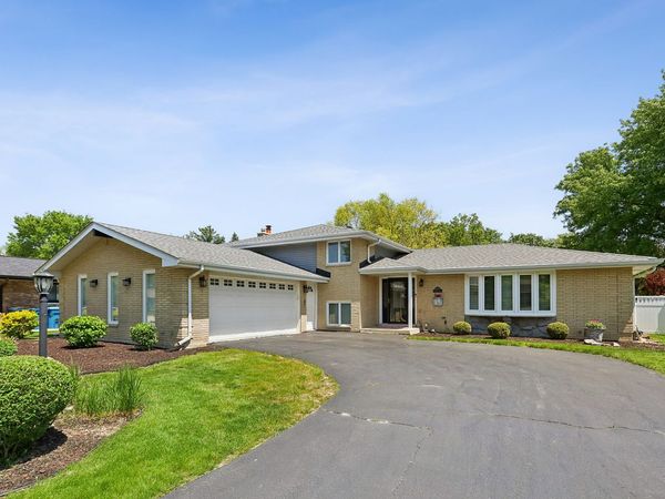 12557 S Nashville Avenue , Palos Heights, IL 60463