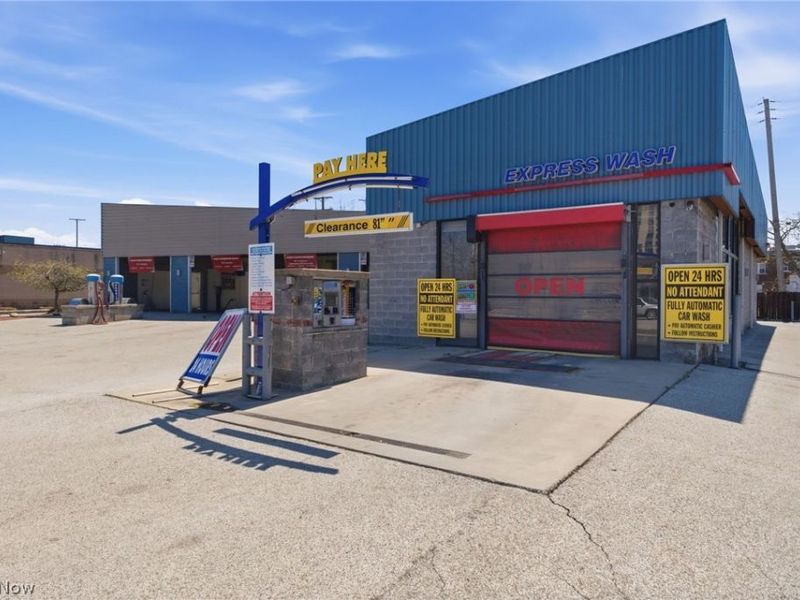 15610 Lake Shore Boulevard , Cleveland, OH 44110 Photo 2