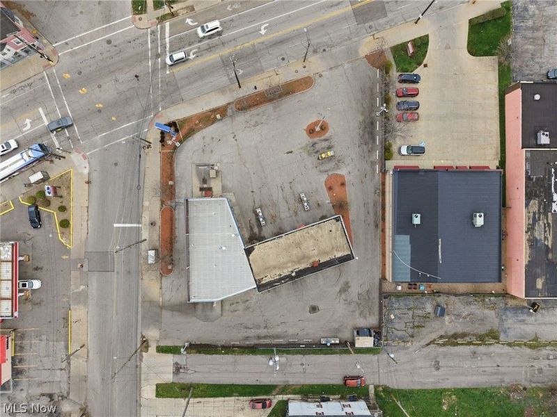 15610 Lake Shore Boulevard , Cleveland, OH 44110 Photo 8