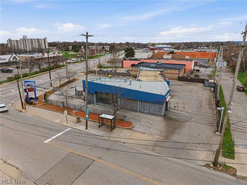 15610 Lake Shore Boulevard , Cleveland, OH 44110 Photo 9