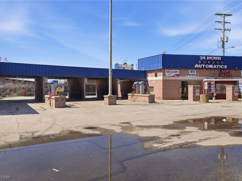 16436 Miles Avenue , Cleveland, OH 44128 Photo 3