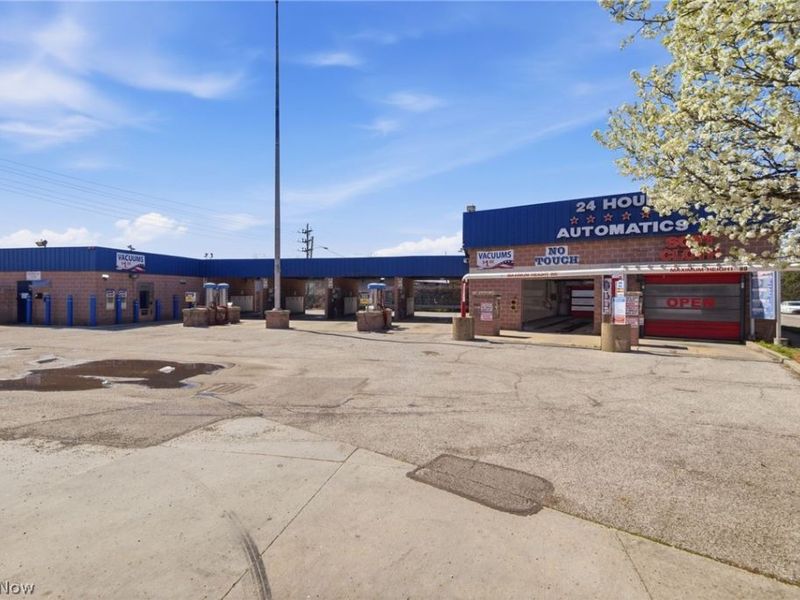 16436 Miles Avenue , Cleveland, OH 44128 Photo 9