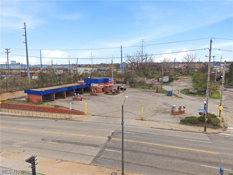 8219 Broadway Avenue , Cleveland, OH 44105 Photo 18