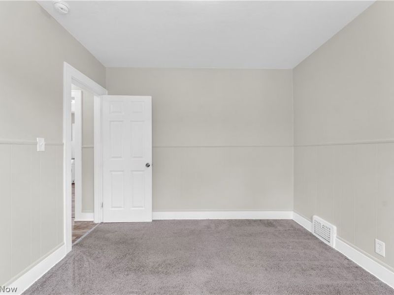 18123 Mccracken Road , Maple Heights, OH 44137 Photo 15