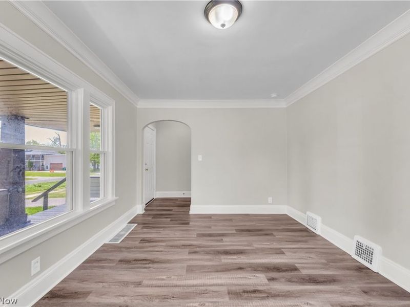 18123 Mccracken Road , Maple Heights, OH 44137 Photo 9