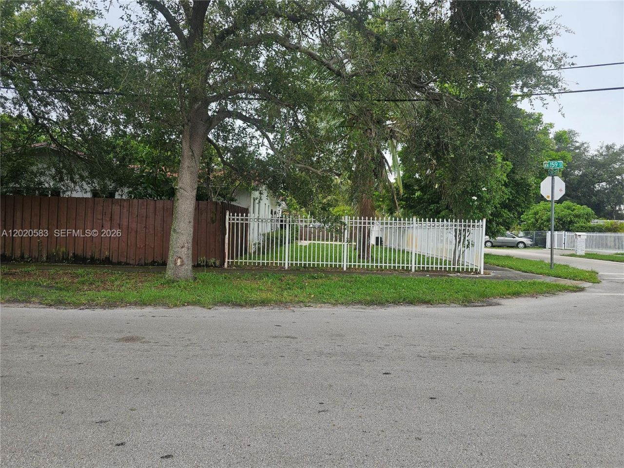 15851 NW 37th Ct, Miami Gardens, FL 33054 Photo