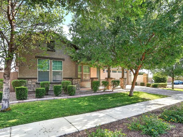 7117 E Peralta Circle, Mesa, AZ 85212