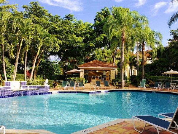 1727 Village Boulevard, Unit 307, West Palm Beach, FL 33409