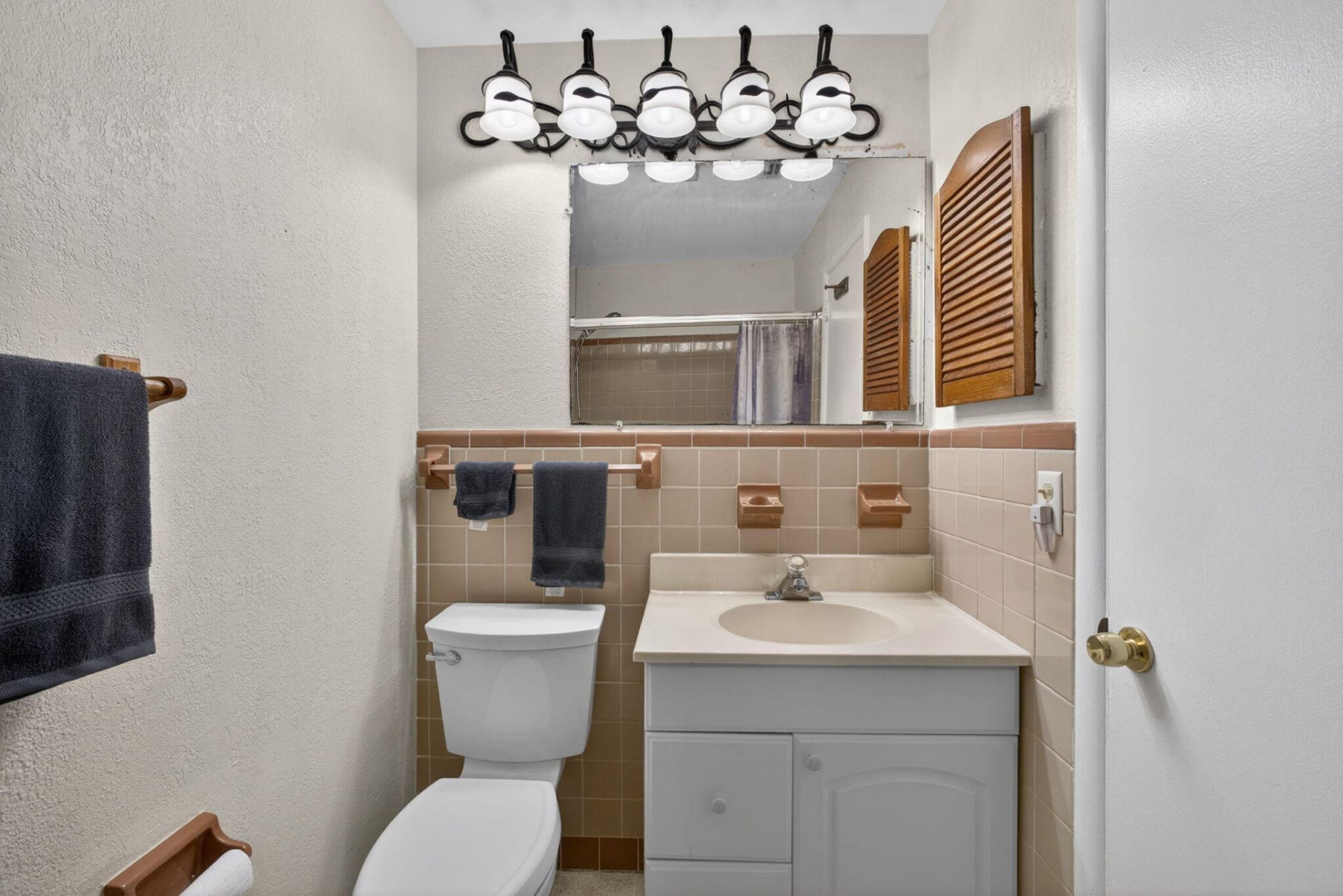 601 Evelyn Court, West Palm Beach, FL 33413 Photo