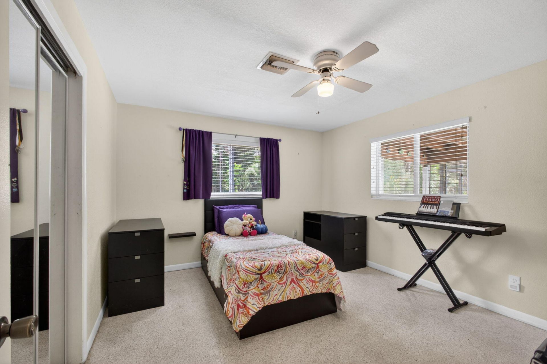 601 Evelyn Court, West Palm Beach, FL 33413 Photo